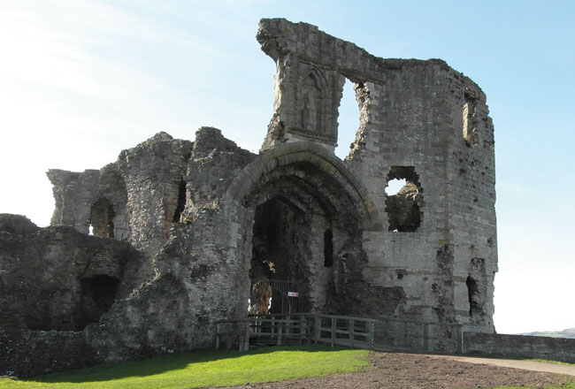 Ecclesiastical & Heritage World Denbigh Castle